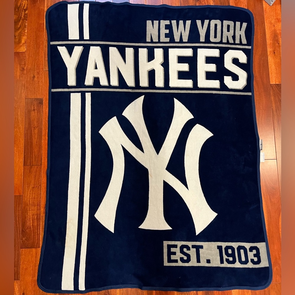 New York Yankees Blanket.
